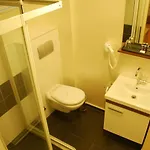 Mini 2* Izmir