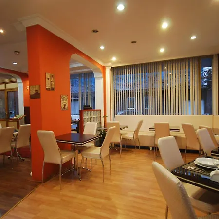 Mini Hotel 2*