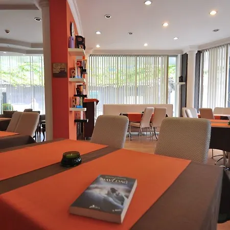 Mini Otel 2*